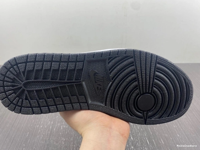 MaikeSneakers Retro Low Shadow Jordan 1 705329-003 0710